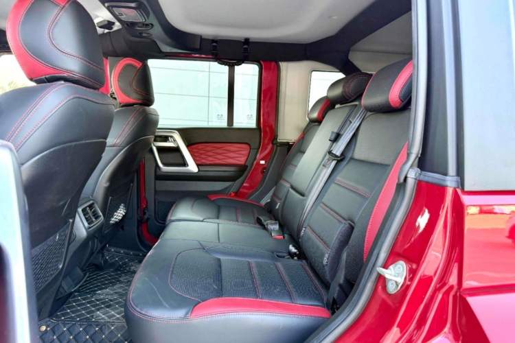 Used BAIC Off-Road BJ40 2023 2.0T Automatic Four-Wheel Drive Urban Hunter Edition Chivalrous Type Interior 9