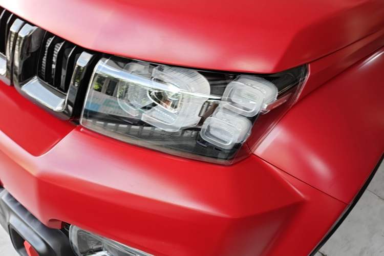 Used BAIC Off-Road BJ40 2023 2.0D Automatic Four-Wheel Drive Blade Hero Edition Adventurer Type Left Front Headlight