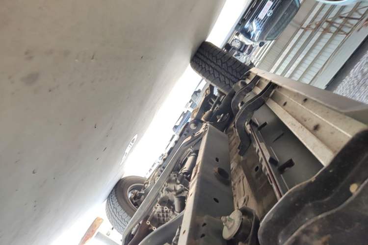 Used BAIC Off-Road BJ40 2023 2.0T Automatic Four-Wheel Drive Urban Hunter Edition Chivalrous Type Left Side Sill