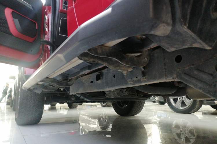 Used BAIC Off-Road BJ40 2023 2.0T Automatic Four-Wheel Drive Urban Hunter Edition Chivalrous Type Left Side Sill