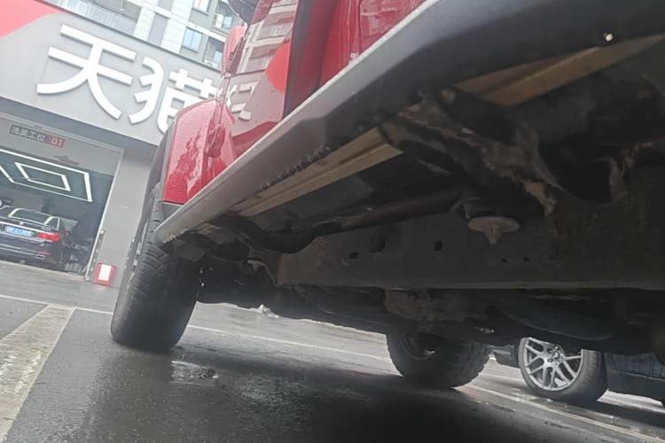 Used BAIC Off-Road BJ40 2023 2.0T Automatic Four-Wheel Drive Urban Hunter Edition Chivalrous Type Left Side Sill