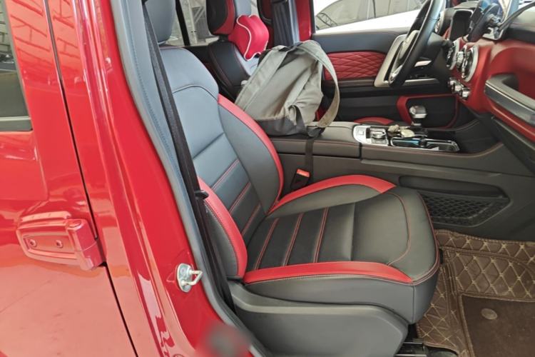 Used BAIC Off-Road BJ40 2023 2.0T Automatic Four-Wheel Drive Urban Hunter Edition Chivalrous Type Right Front Seat
