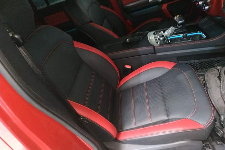 Used BAIC Off-Road BJ40 2023 2.0T Automatic Four-Wheel Drive Urban Hunter Edition Chivalrous Type Right Front Seat