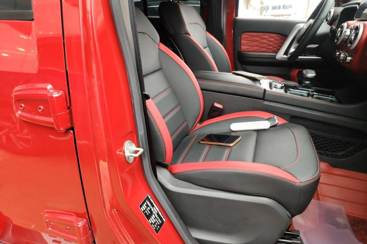 Used BAIC Off-Road BJ40 2023 2.0T Automatic Four-Wheel Drive Urban Hunter Edition Chivalrous Type Right Front Seat