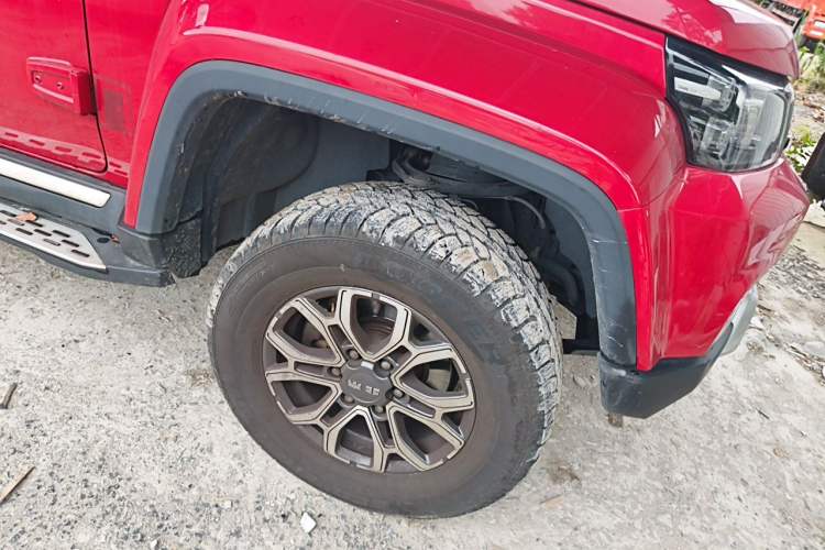 Used BAIC Off-Road BJ40 2023 2.0T Automatic Four-Wheel Drive Urban Hunter Edition Chivalrous Type Right Front Wheel Hub