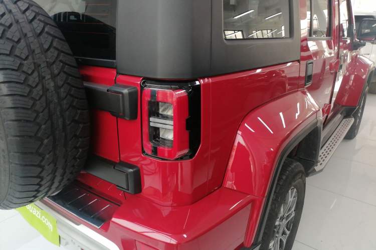 Used BAIC Off-Road BJ40 2023 2.0T Automatic Four-Wheel Drive Urban Hunter Edition Chivalrous Type Right Rear Taillight