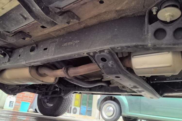 Used BAIC Off-Road BJ40 2023 2.0T Automatic Four-Wheel Drive Urban Hunter Edition Chivalrous Type Right Side Sill