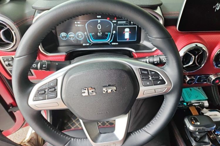 Used BAIC Off-Road BJ40 2023 2.0D Automatic Four-Wheel Drive Blade Hero Edition Adventurer Type Steering Wheel