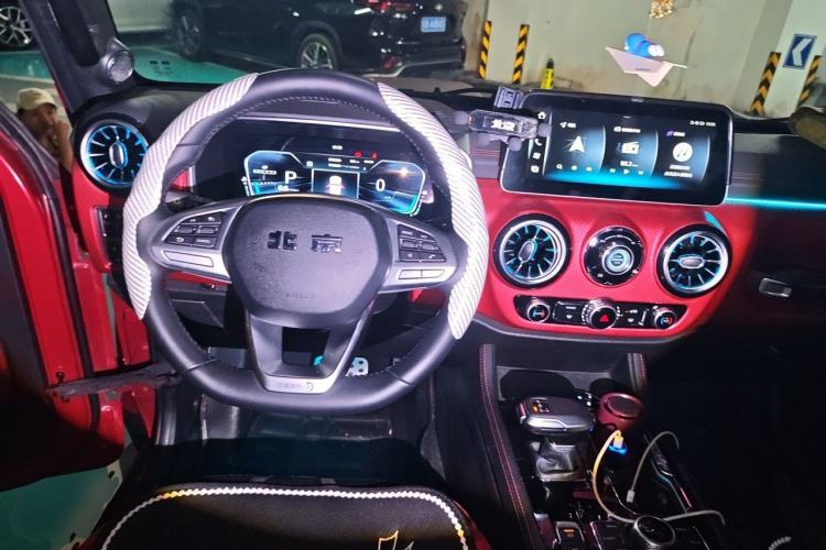 Used BAIC Off-Road BJ40 2023 2.0D Automatic Four-Wheel Drive Blade Hero Edition Adventurer Type Steering Wheel