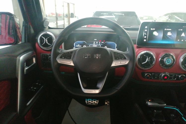 Used BAIC Off-Road BJ40 2023 2.0T Automatic Four-Wheel Drive Urban Hunter Edition Chivalrous Type Steering Wheel