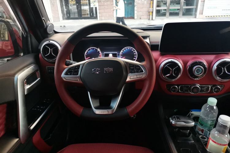 Used BAIC Off-Road BJ40 2023 2.0T Automatic Four-Wheel Drive Urban Hunter Edition Chivalrous Type Steering Wheel