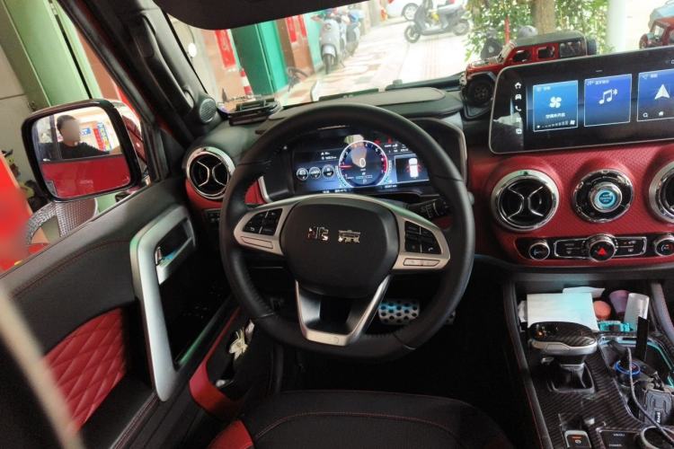 Used BAIC Off-Road BJ40 2023 2.0T Automatic Four-Wheel Drive Urban Hunter Edition Chivalrous Type Steering Wheel