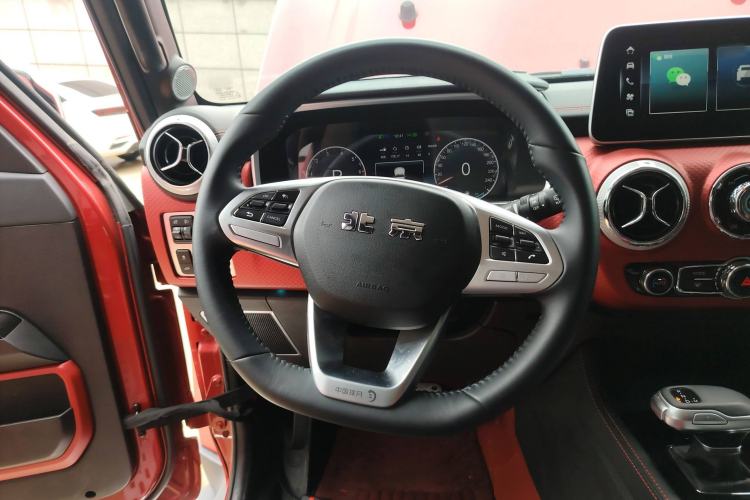 Used BAIC Off-Road BJ40 2023 2.0T Automatic Four-Wheel Drive Urban Hunter Edition Chivalrous Type Steering Wheel