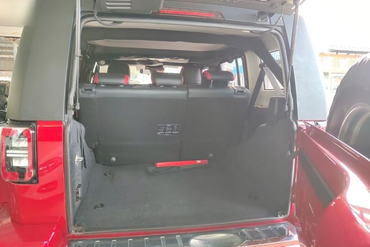 Used BAIC Off-Road BJ40 2023 2.0T Automatic Four-Wheel Drive Urban Hunter Edition Chivalrous Type Trunk