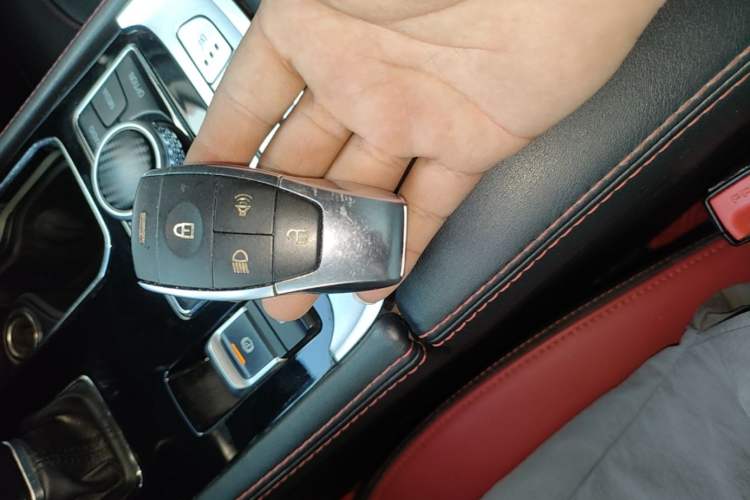 Used BAIC Off-Road BJ40 2023 2.0D Automatic Four-Wheel Drive Blade Hero Edition Adventurer Type Vehicle Key