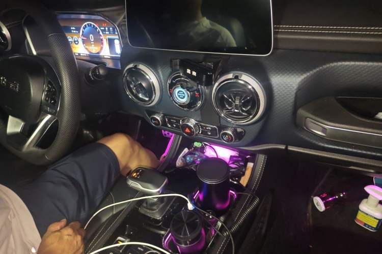 Used BAIC Off-Road BJ40 2023 2.0T Automatic Four-Wheel Drive Ring of the Tower Champion Edition Audio And AC Panel