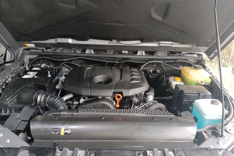 Used BAIC Off-Road BJ40 2023 2.0T Automatic Four-Wheel Drive Ring of the Tower Champion Edition Engine Bay