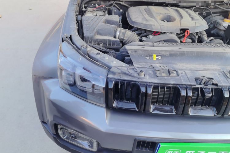 Used BAIC Off-Road BJ40 2023 2.0T Automatic Four-Wheel Drive Ring of the Tower Champion Edition Engine Bay Right