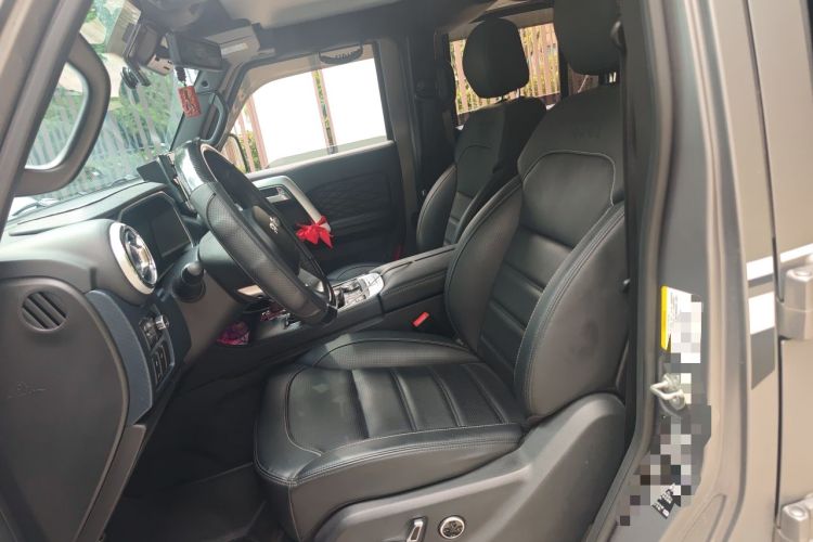 Used BAIC Off-Road BJ40 2023 2.0T Automatic Four-Wheel Drive Ring of the Tower Champion Edition Left Front Seat