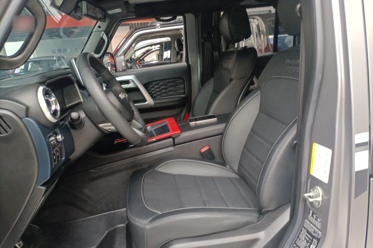 Used BAIC Off-Road BJ40 2023 2.0T Automatic Four-Wheel Drive Ring of the Tower Champion Edition Left Front Seat