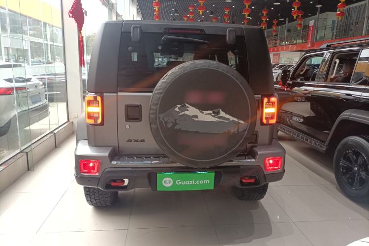 Used BAIC Off-Road BJ40 2023 2.0T Automatic Four-Wheel Drive Ring of the Tower Champion Edition Rear