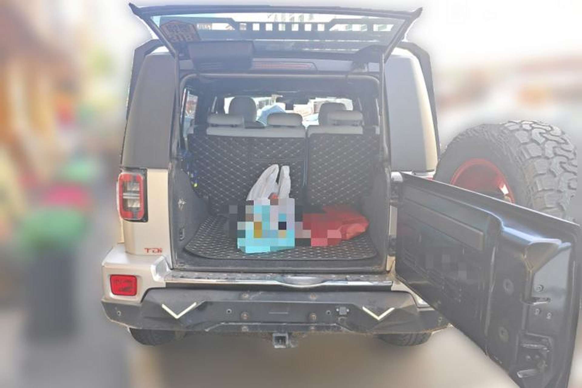 Used BAIC Off-Road BJ40 2023 2.0D Automatic Four-Wheel Drive Blade Hero Edition Adventurer Type Trunk