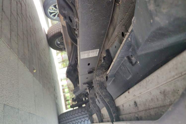 Used BAIC Off-Road BJ40 2023 2.0T Automatic Four-Wheel Drive Urban Hunter Edition Chivalrous Type Chassis Front Left