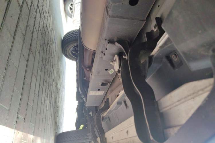 Used BAIC Off-Road BJ40 2023 2.0T Automatic Four-Wheel Drive Urban Hunter Edition Chivalrous Type Chassis Rear Right