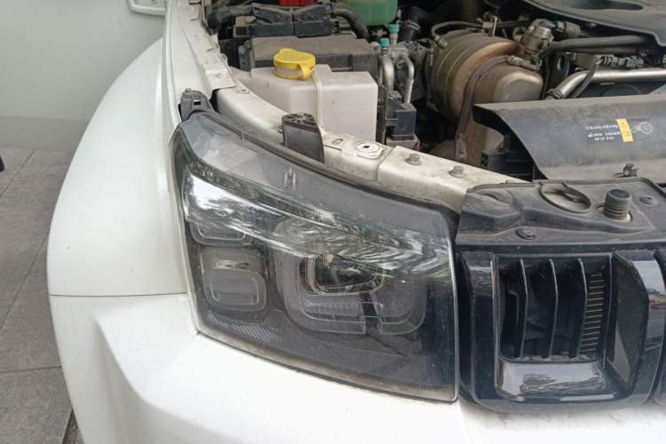 Used BAIC Off-Road BJ40 2023 2.0D Automatic Four-Wheel Drive Blade Hero Edition Adventurer Type Engine Bay Right