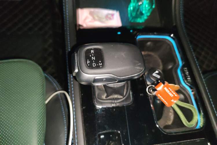 Used BAIC Off-Road BJ40 2023 2.0D Automatic Four-Wheel Drive Blade Hero Edition Adventurer Type Gear Lever