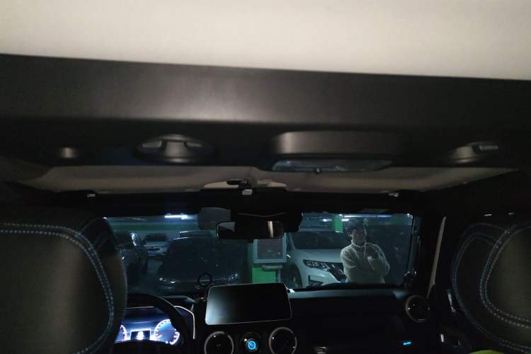 Used BAIC Off-Road BJ40 2023 2.0D Automatic Four-Wheel Drive Blade Hero Edition Adventurer Type Headliner