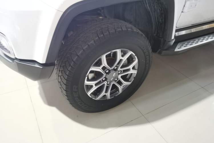 Used BAIC Off-Road BJ40 2023 2.0T Automatic Four-Wheel Drive Urban Hunter Edition Chivalrous Type Left Front Wheel Hub