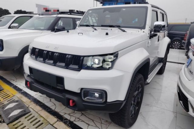 Used BAIC Off-Road BJ40 2023 2.0D Automatic Four-Wheel Drive Blade Hero Edition Adventurer Type (with Front and Rear Electronic Locks)