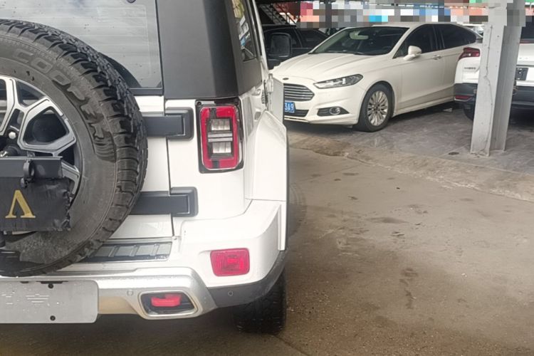 Used BAIC Off-Road BJ40 2023 2.0T Automatic Four-Wheel Drive Urban Hunter Edition Chivalrous Type Right Rear Taillight