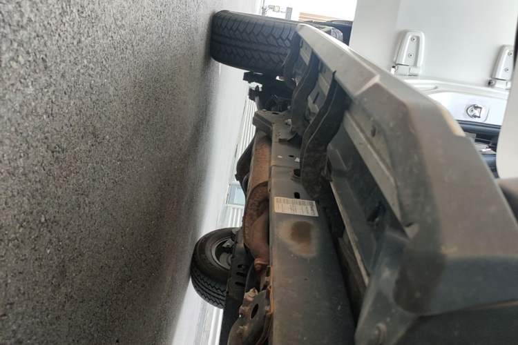 Used BAIC Off-Road BJ40 2023 2.0D Automatic Four-Wheel Drive Blade Hero Edition Adventurer Type Right Side Sill