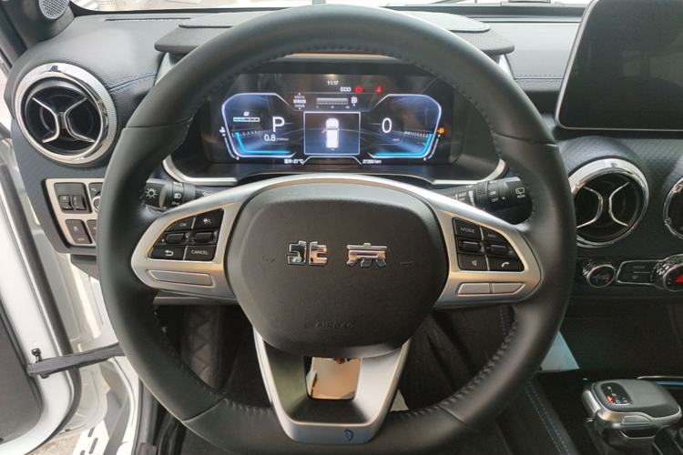 Used BAIC Off-Road BJ40 2023 2.0D Automatic Four-Wheel Drive Blade Hero Edition Adventurer Type Steering Wheel