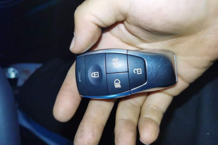 Used BAIC Off-Road BJ40 2023 2.0T Automatic Four-Wheel Drive Urban Hunter Edition Chivalrous Type Vehicle Key