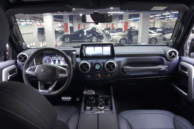 Used BAIC Off-Road BJ40 2024 2.0T Urban Hunter Honor Edition Audio And AC Panel