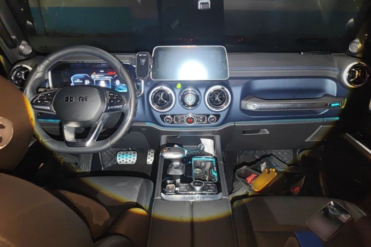 Used BAIC Off-Road BJ40 2024 2.0T Urban Hunter Honor Edition Center Console