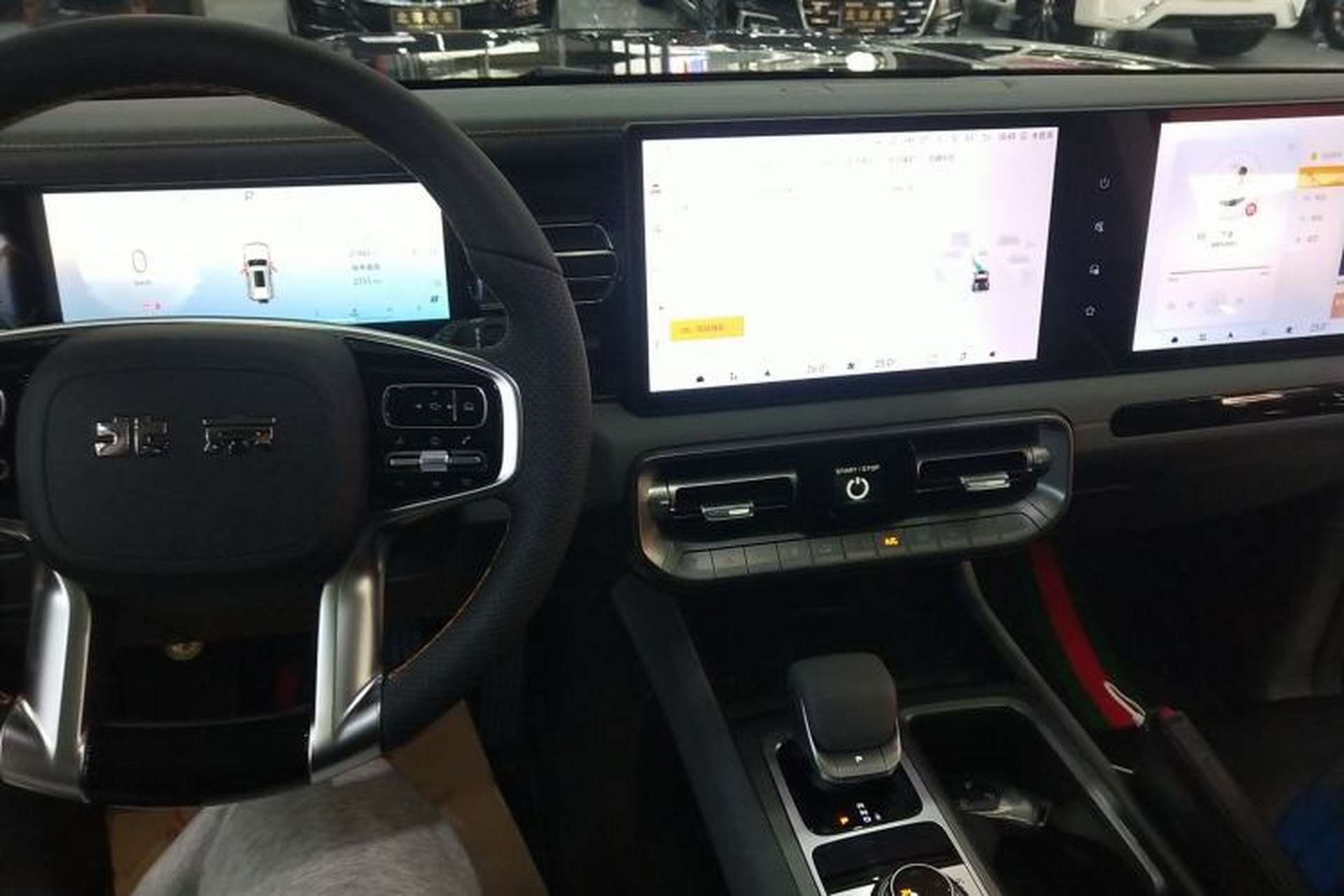 Used BAIC Off-Road BJ40 2024 2.0T All-New Urban Hunter Edition Ultimate Version Center Console