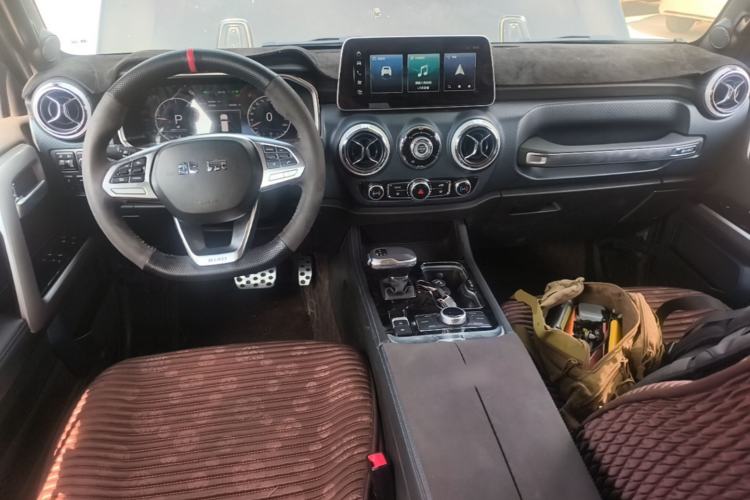 Used BAIC Off-Road BJ40 2024 2.0D Blade Hero Glory Edition Center Console