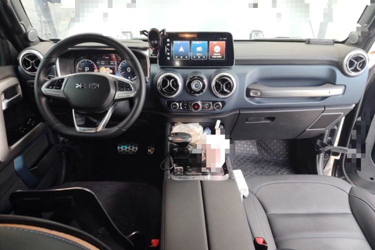 Used BAIC Off-Road BJ40 2024 2.0D Blade Hero Glory Edition Center Console
