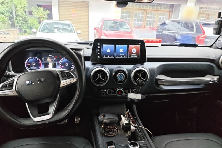 Used BAIC Off-Road BJ40 2024 2.0D Blade Hero Glory Edition Center Console