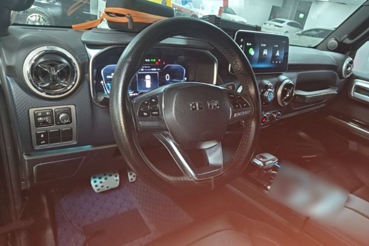Used BAIC Off-Road BJ40 2024 2.0T Urban Hunter Honor Edition Center Console