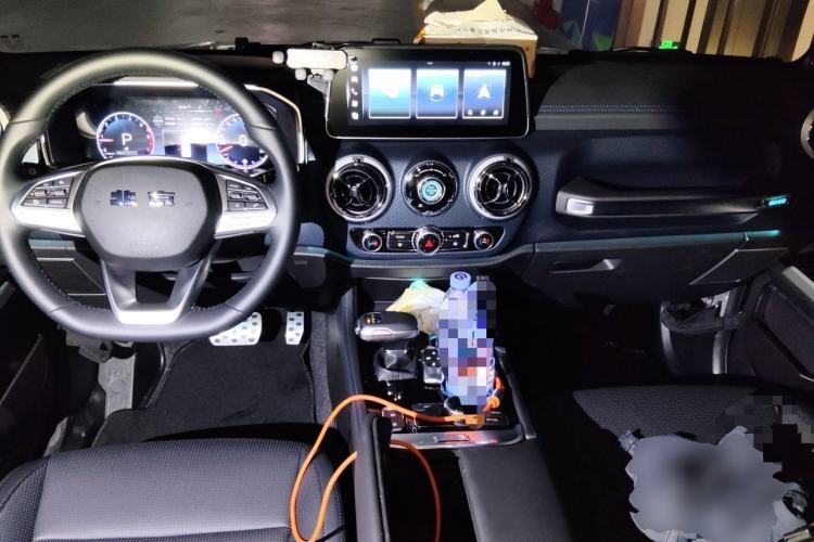 Used BAIC Off-Road BJ40 2024 2.0T Urban Hunter Honor Edition Center Console