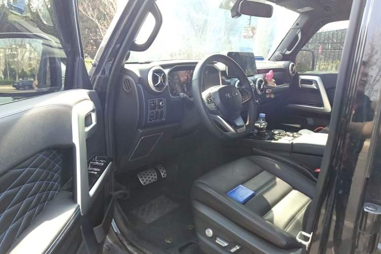 Used BAIC Off-Road BJ40 2024 2.0T Urban Hunter Honor Edition Driver Seat