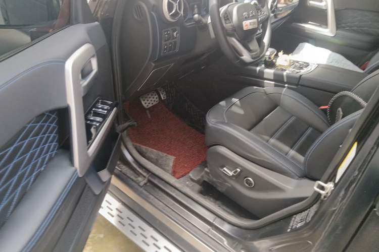 Used BAIC Off-Road BJ40 2024 2.0D Blade Hero Glory Edition Driver Seat