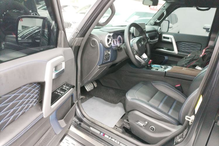 Used BAIC Off-Road BJ40 2024 2.0D Blade Hero Glory Edition Driver Seat