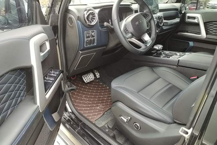 Used BAIC Off-Road BJ40 2024 2.0T Urban Hunter Honor Edition Driver Seat