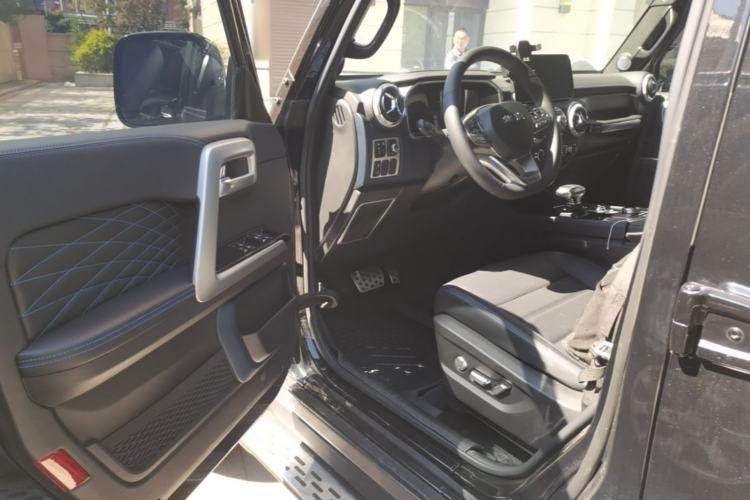 Used BAIC Off-Road BJ40 2024 2.0T Urban Hunter Honor Edition Driver Seat